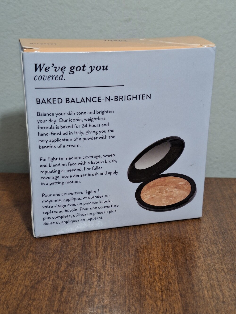 Laura Geller Baked Balance-N-Brighten Color Correct Foundation 0.70 Oz LIGHT - Picture 4 of 6